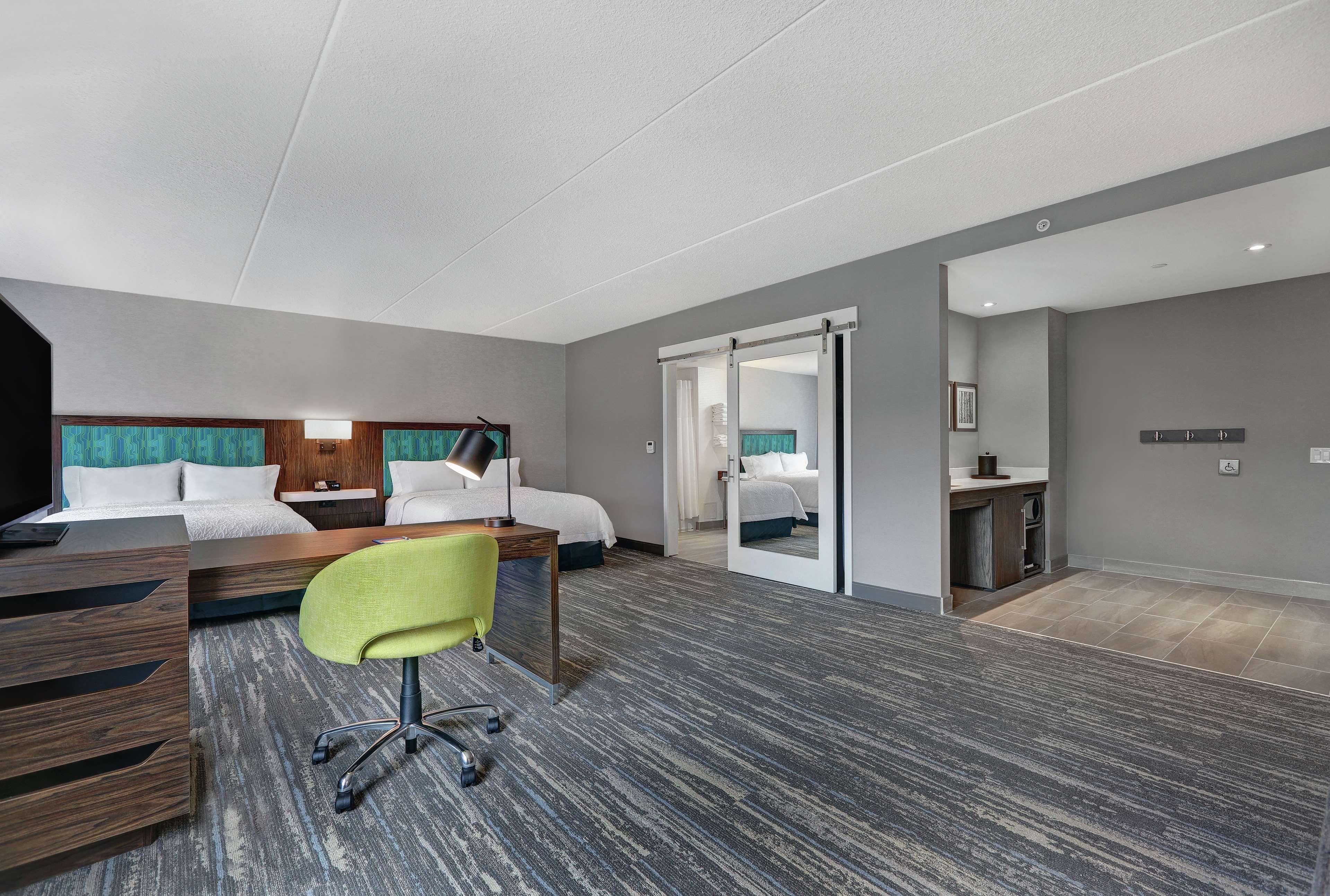 Hampton Inn بيتربورو المظهر الخارجي الصورة